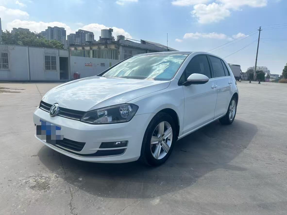 Volkswagen Golf 2015 car image #2