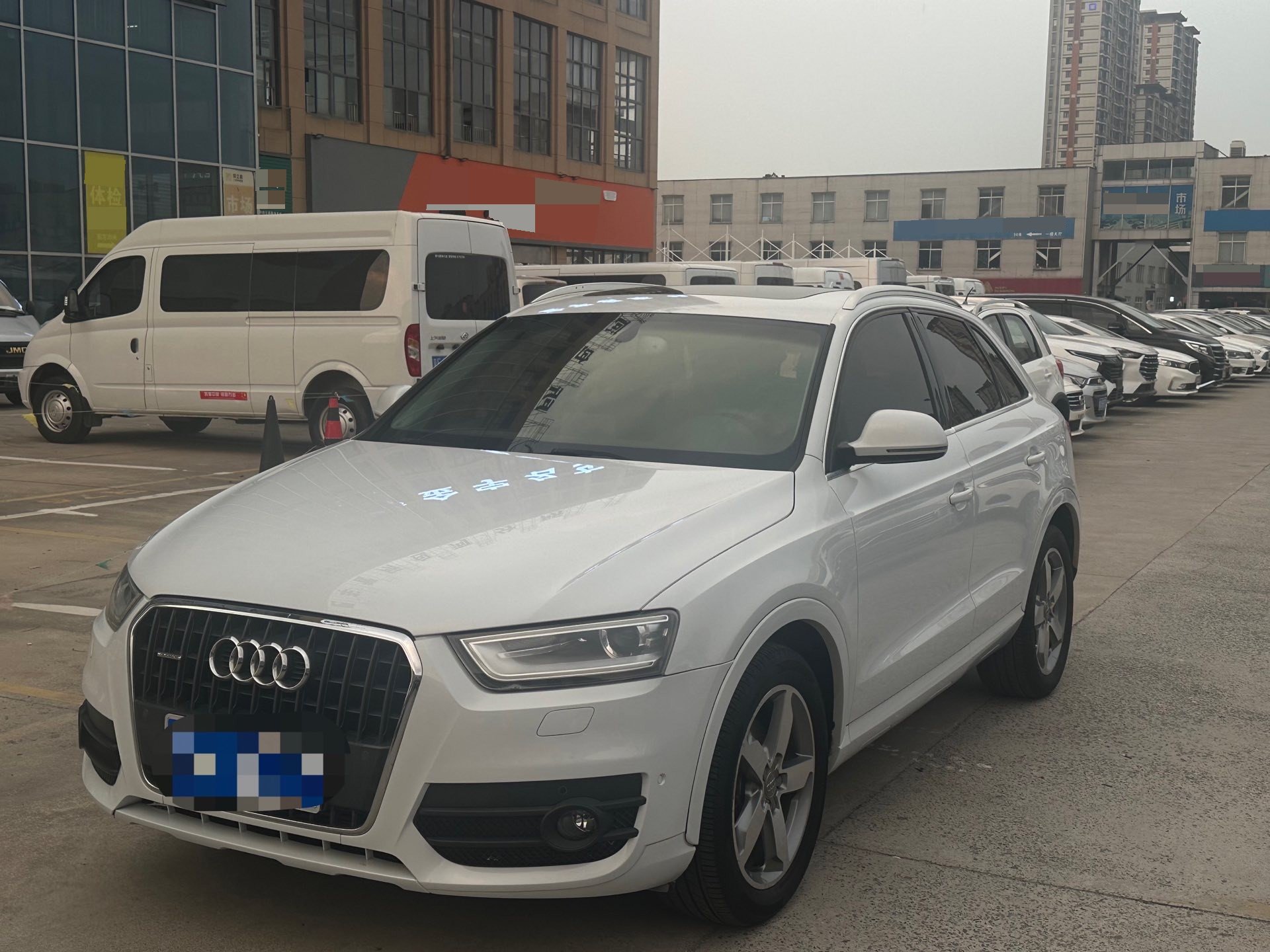 Audi Q3 2013 car image 