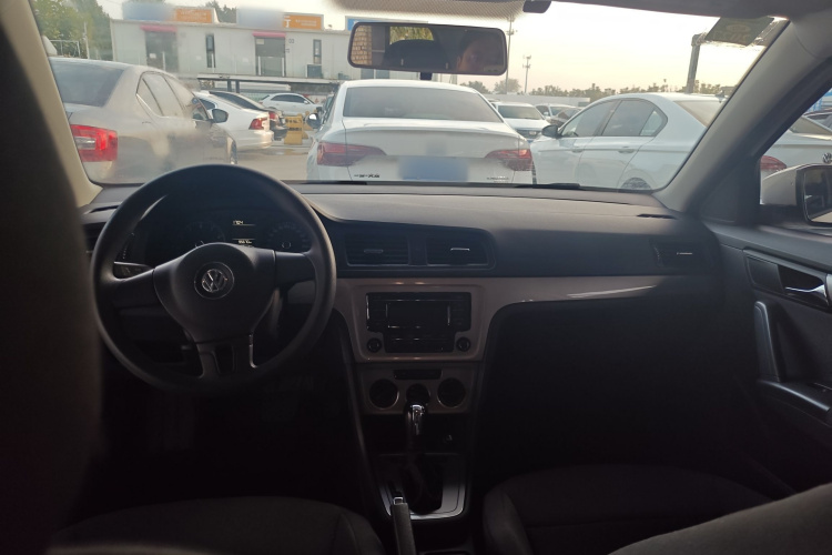 Volkswagen Lavida 2017 car image #11