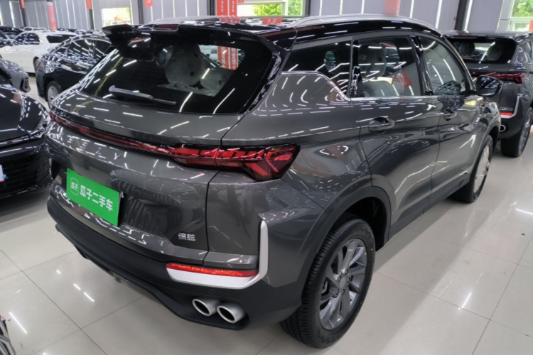 GEELY Coolray 2026 #7 GEELY Coolray 2026 car image #7