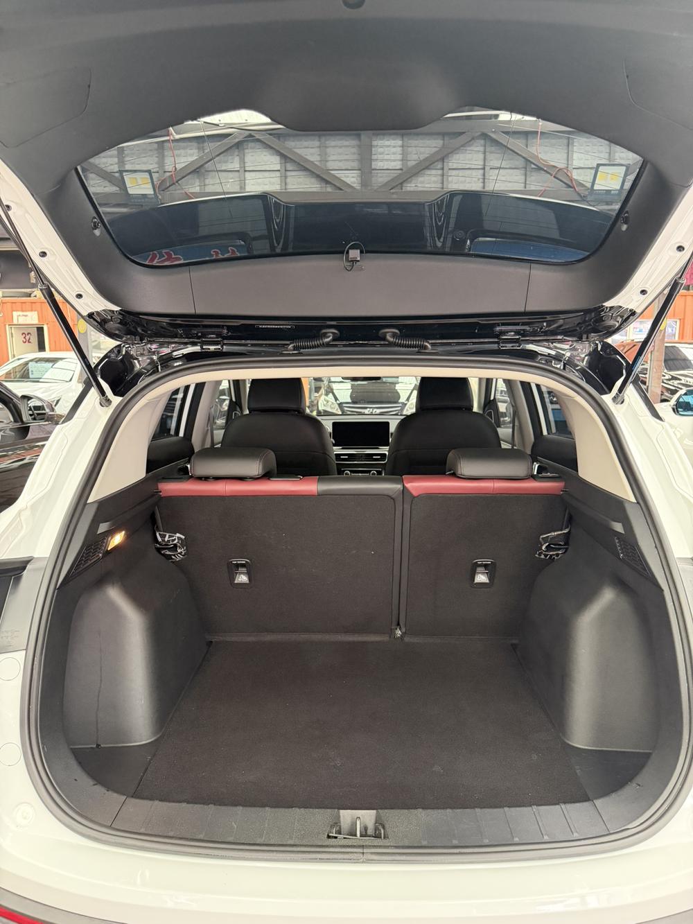 2022 #18 2022 car image #18