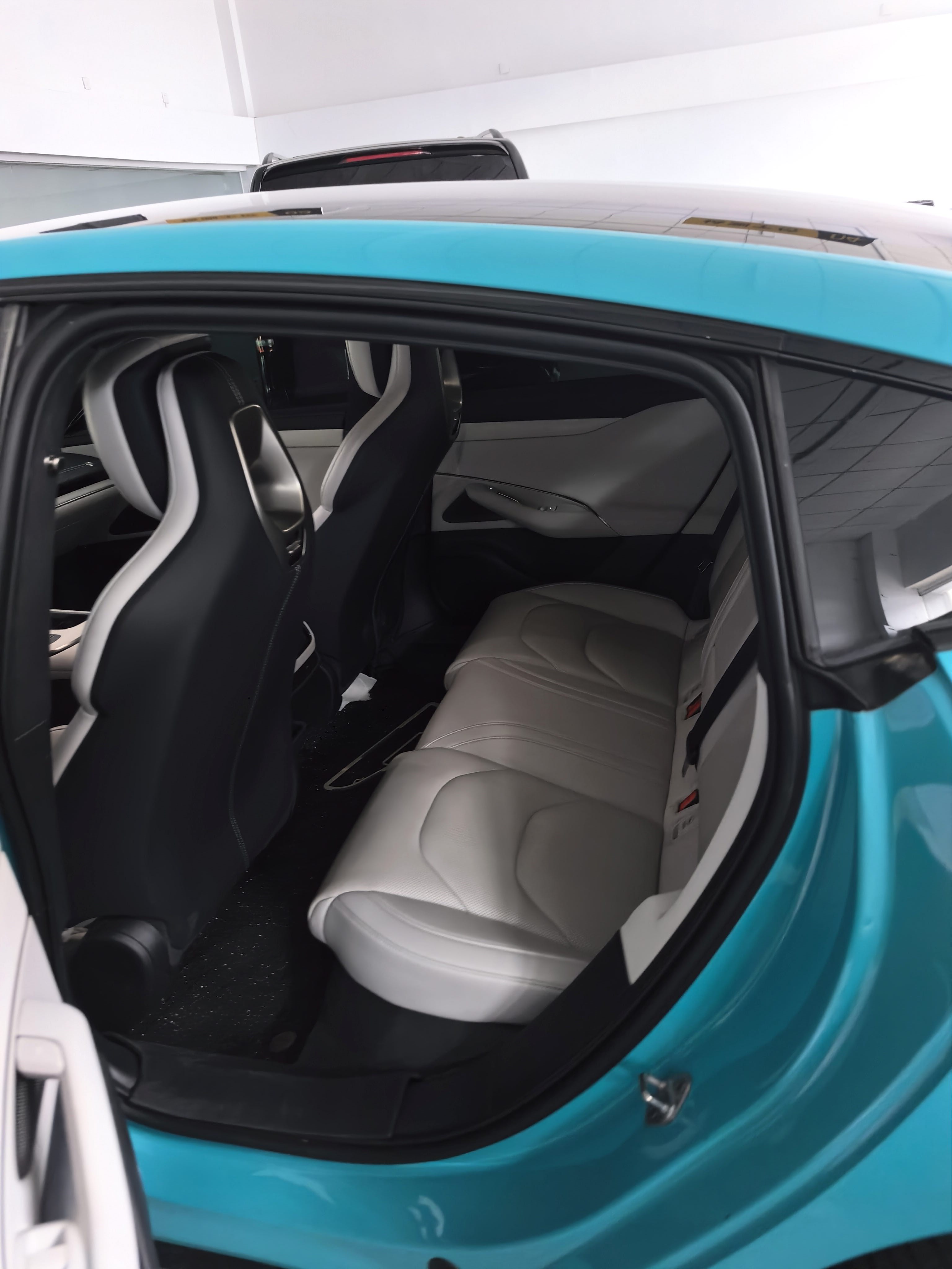 2024 car image #2