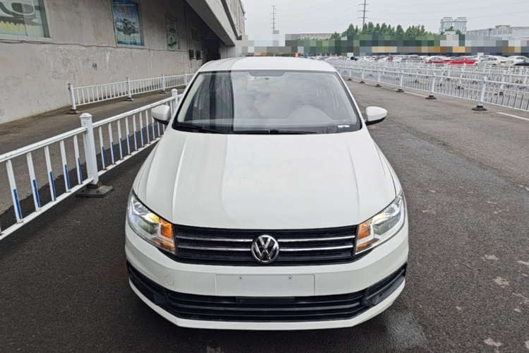 Volkswagen Santana 2018 car image #3