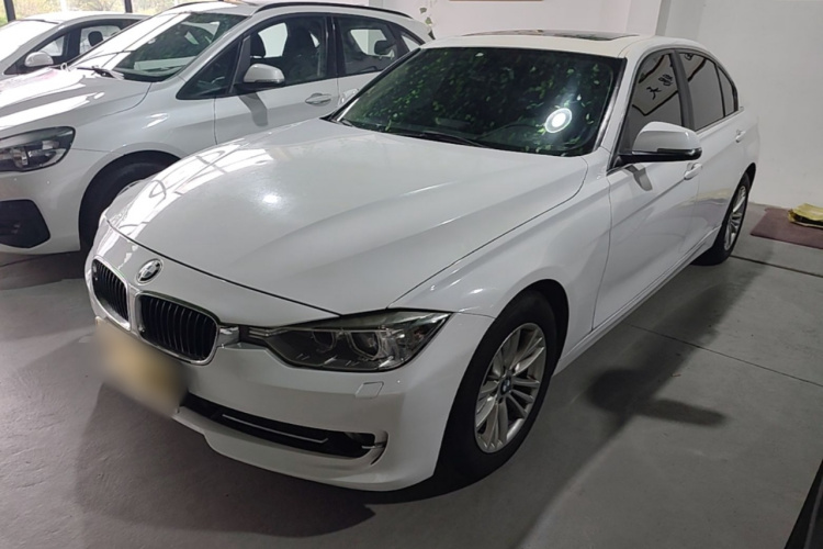 BMW 3 Series 2015 #2 BMW 3 Series 2015 immagine di auto #2