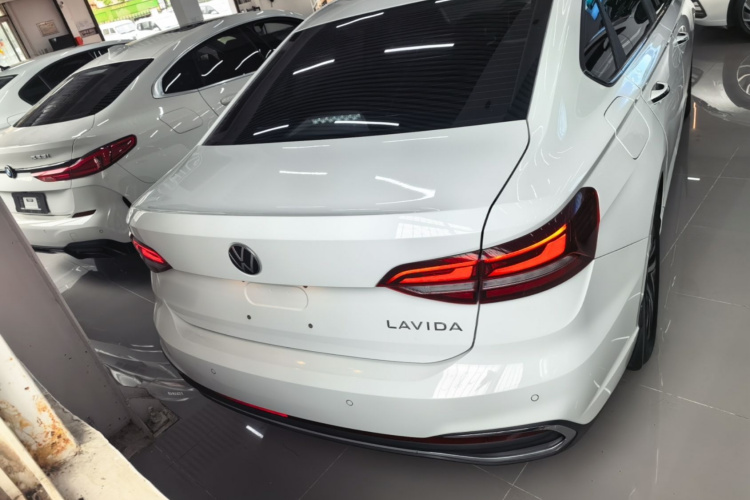 Volkswagen Lavida 2025 #6 Volkswagen Lavida 2025 car image #6
