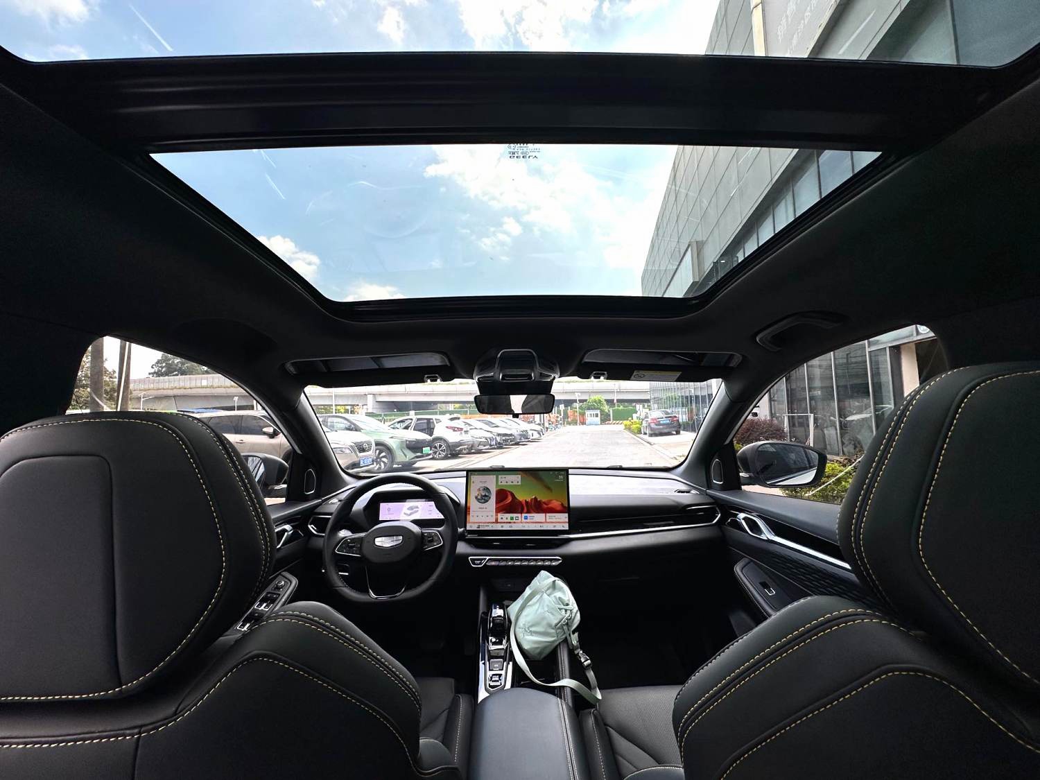 GEELY Coolray 2024 #8 GEELY Coolray 2024 imagem de carro #8
