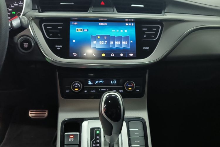 GEELY Emgrand GS 2019 car image #13