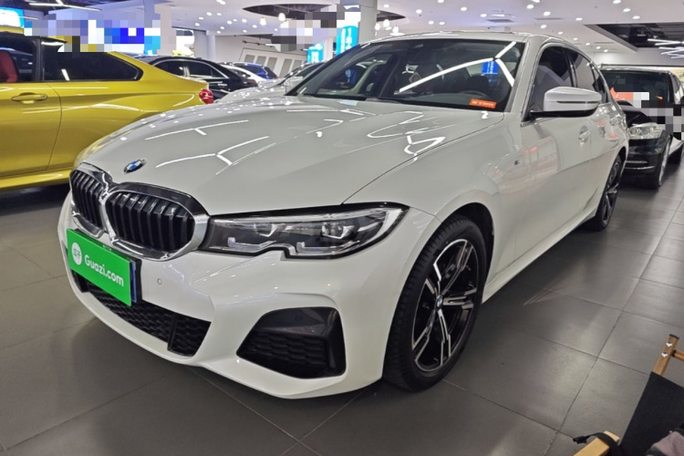 BMW 3 Series 2022 car image #2