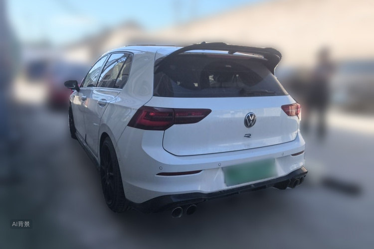 Volkswagen Golf 2023 car image #5