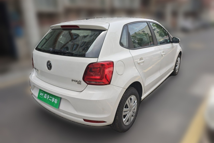Volkswagen Polo 2018 car image #5
