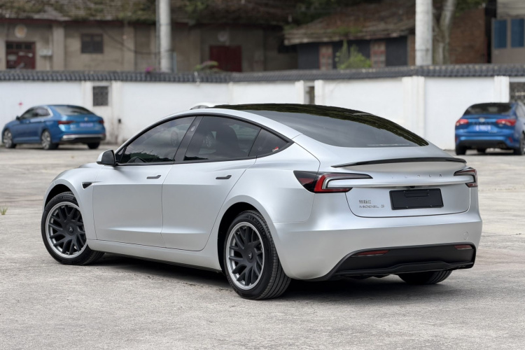 Tesla Model 3 2024 #5 Tesla Model 3 2024 car image #5
