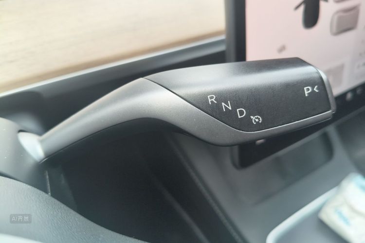 Tesla Model 3 2023 #16 Tesla Model 3 2023 car image #16