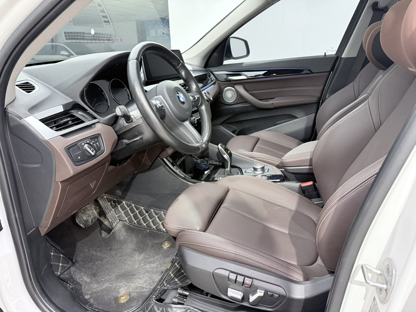 BMW X1 2023 #11 BMW X1 2023 صورة سيارة #11
