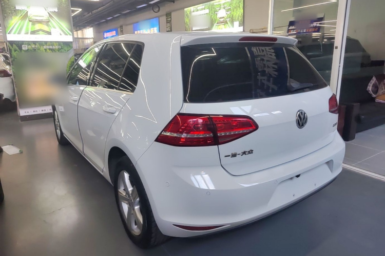 Volkswagen Golf 2016 car image #7