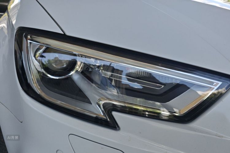 Audi A3 2018 car image #8
