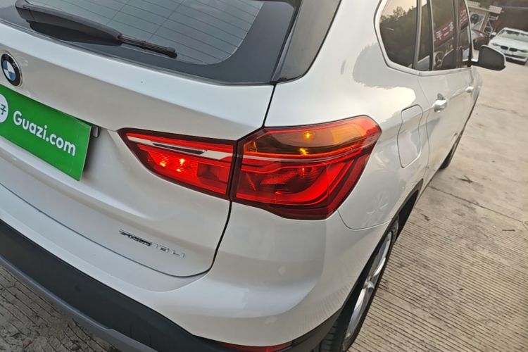 BMW X1 2019 #8 BMW X1 2019 car image #8