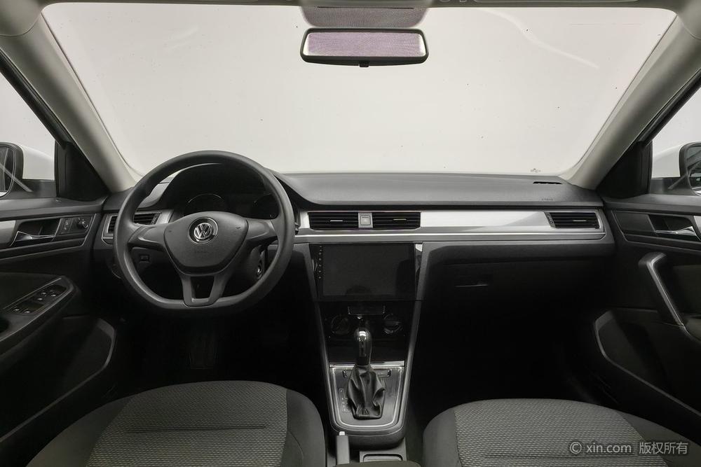 Volkswagen Bora 2022 car image #14