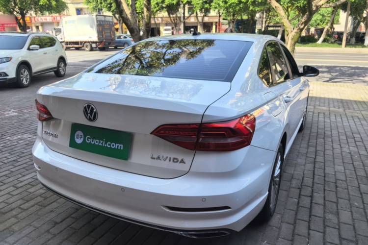 Volkswagen Lavida 2021 car image #7