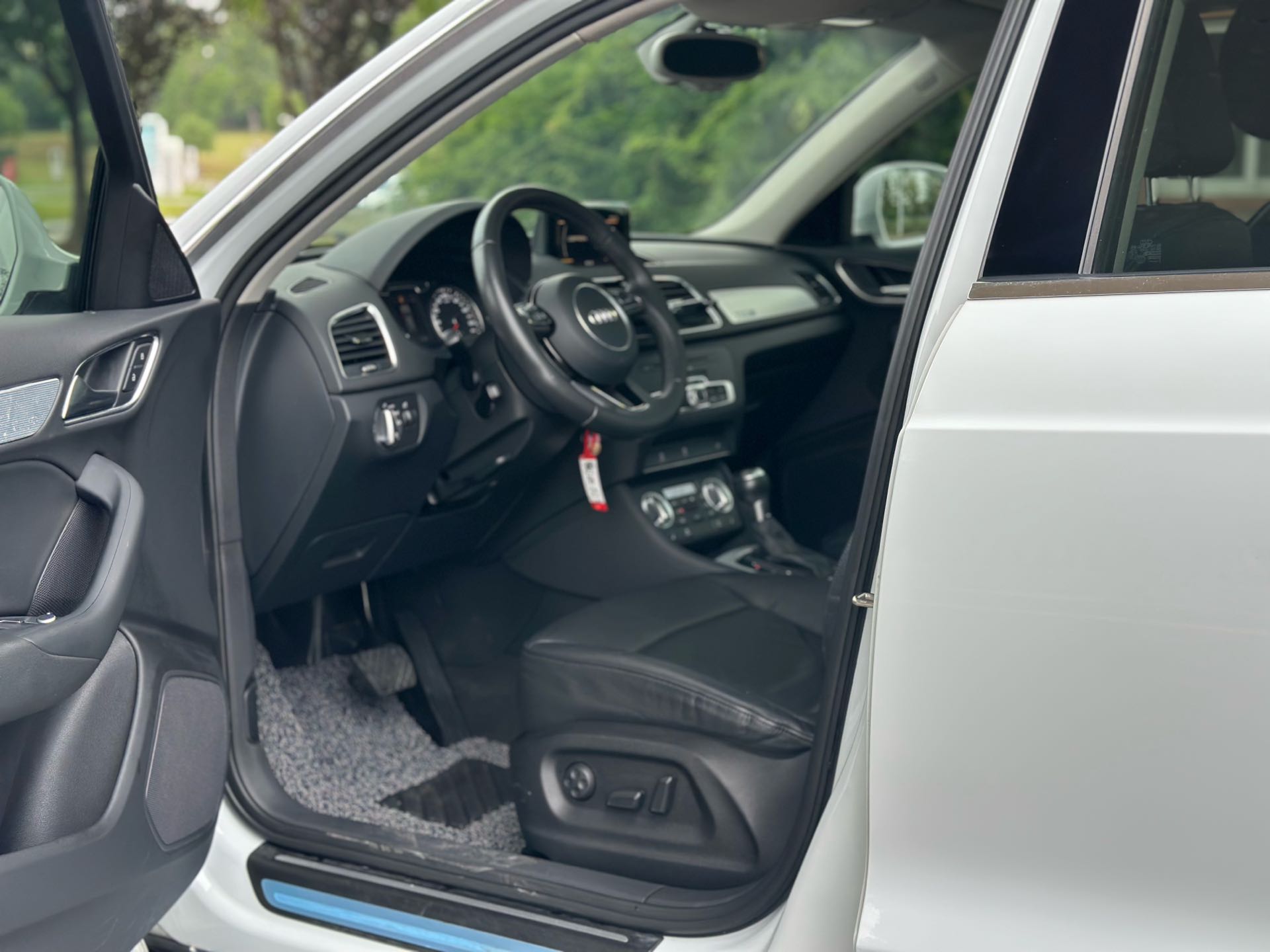 2013 immagine di auto #4