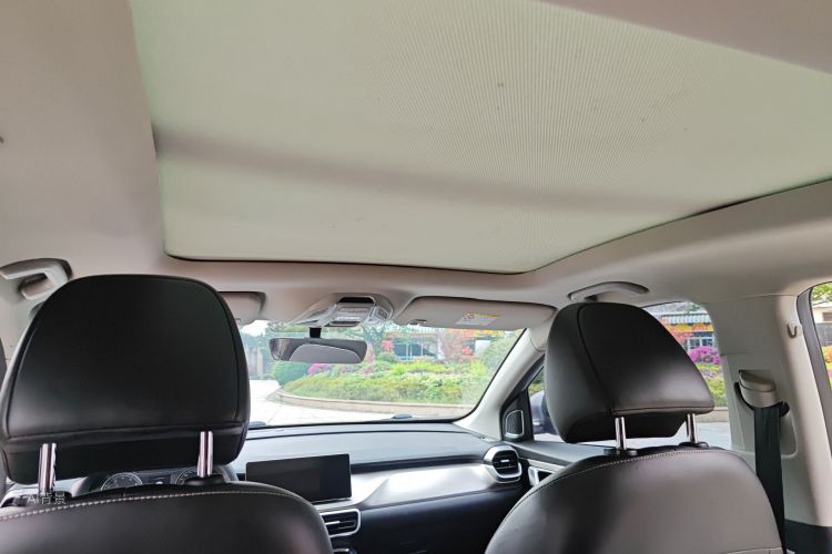 GEELY Coolray 2019 immagine di auto #20