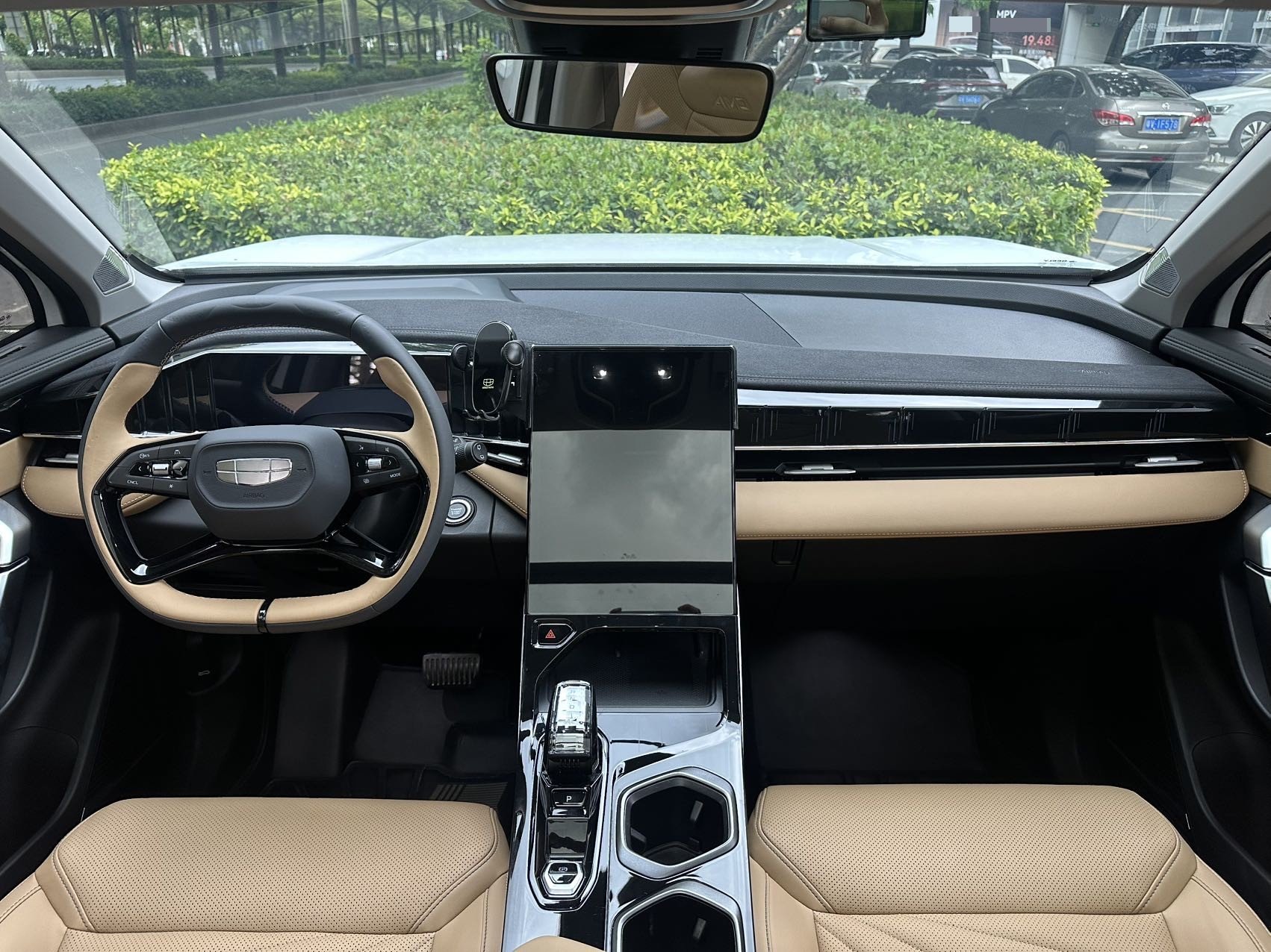 GEELY Boyue L 2023 car image #5