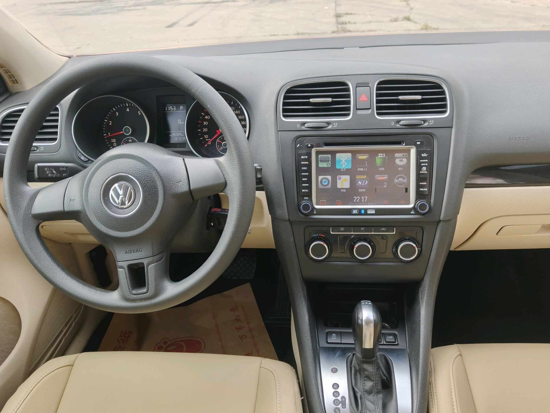 Volkswagen Golf 2011 #6 Volkswagen Golf 2011 car image #6