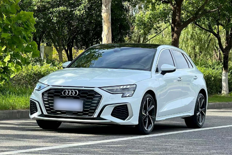 Audi A3 2021 car image #2