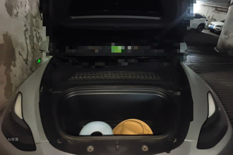 Tesla Model Y 2022 car image #22