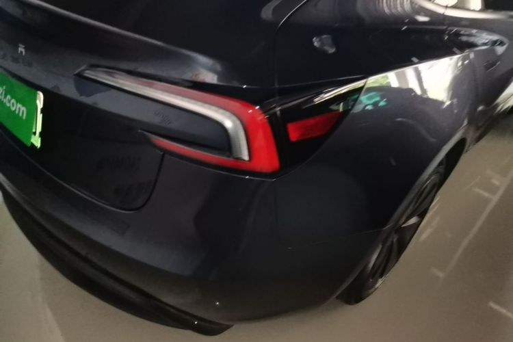 Tesla Model 3 2024 car image #8