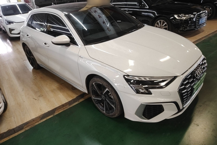 Audi A3 2022 car image #4
