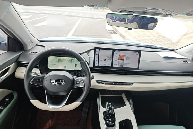 GEELY Emgrand L HiP 2022 #10 GEELY Emgrand L HiP 2022 car image #10
