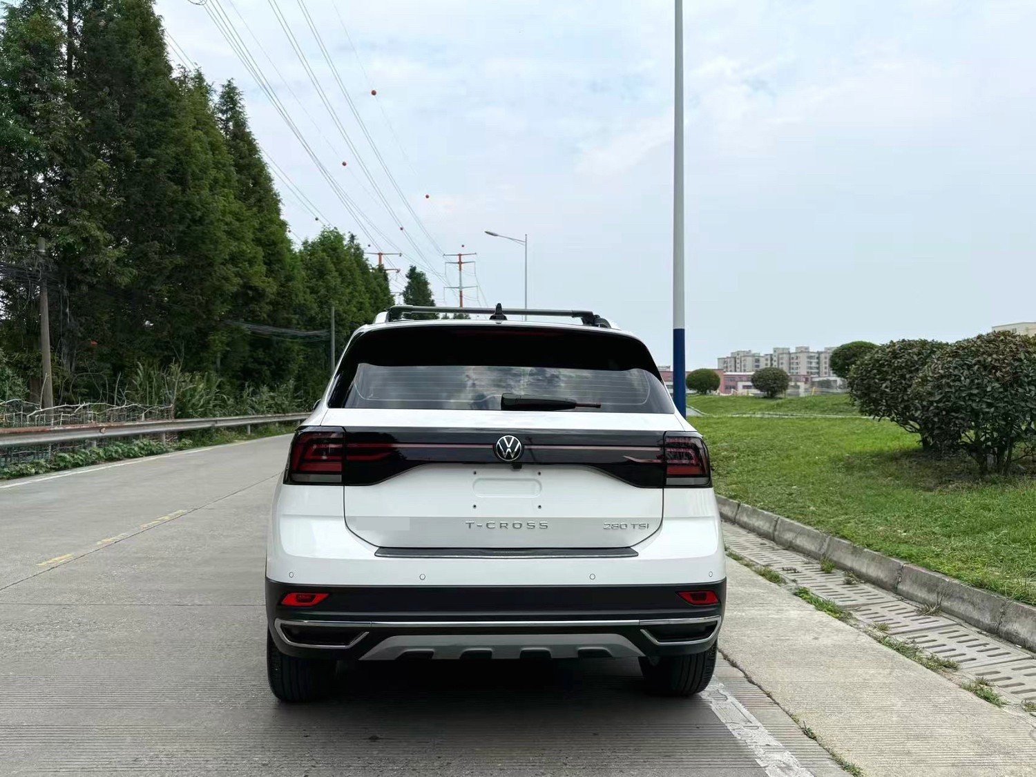 Volkswagen T-Cross 2022 imagen de coche #5