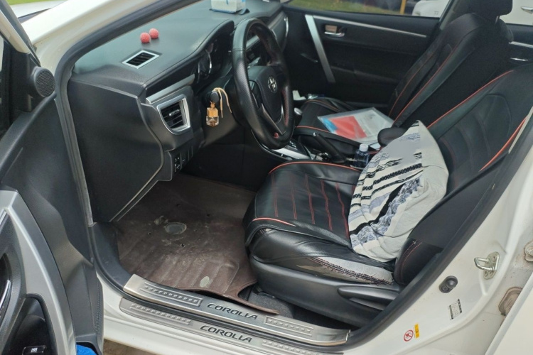 Toyota Corolla 2016 car image #13