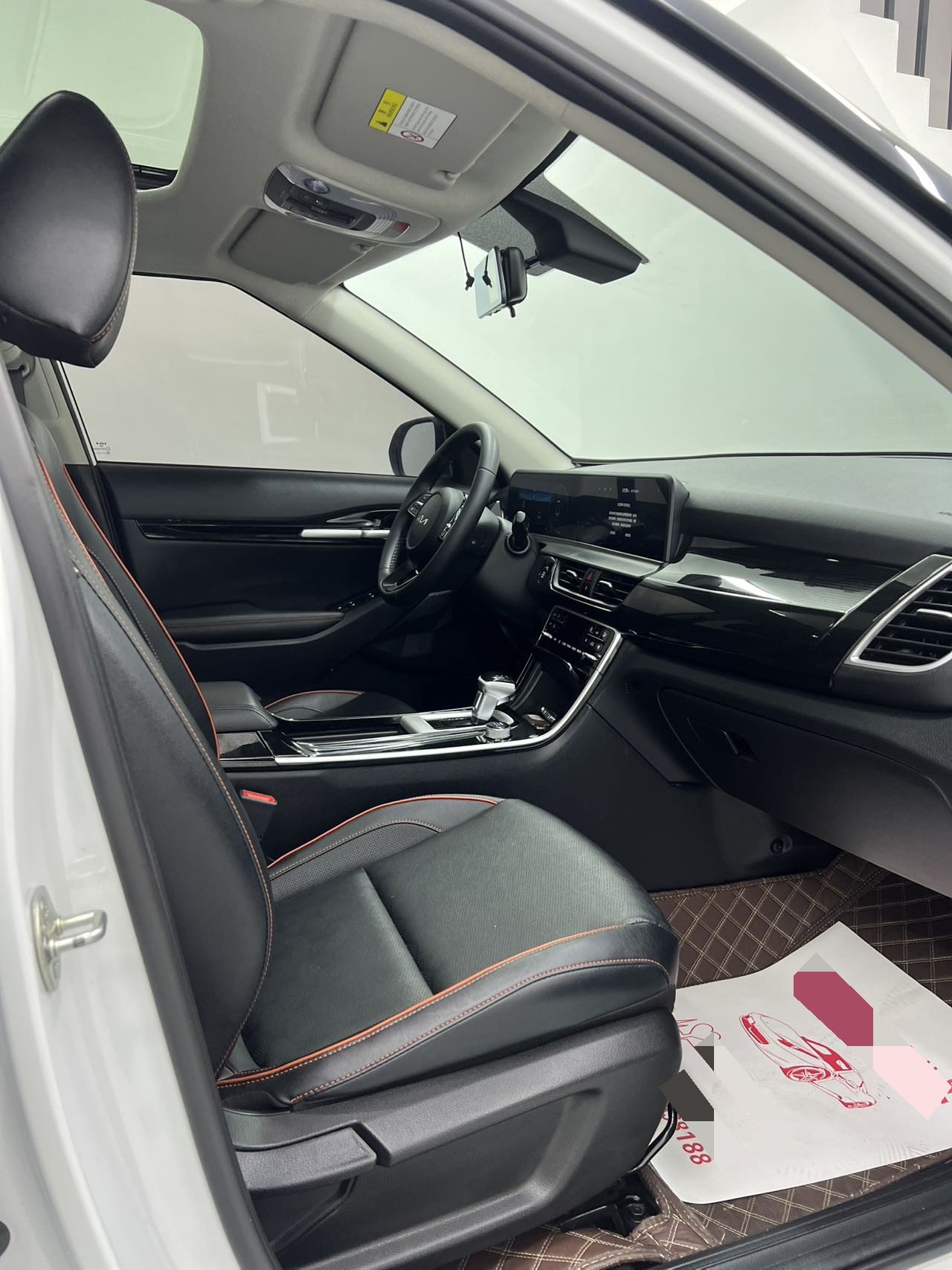Kia Seltos 2023 immagine di auto #10