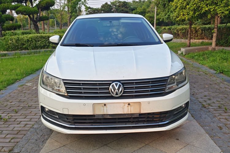 Volkswagen Lavida 2017 car image #3