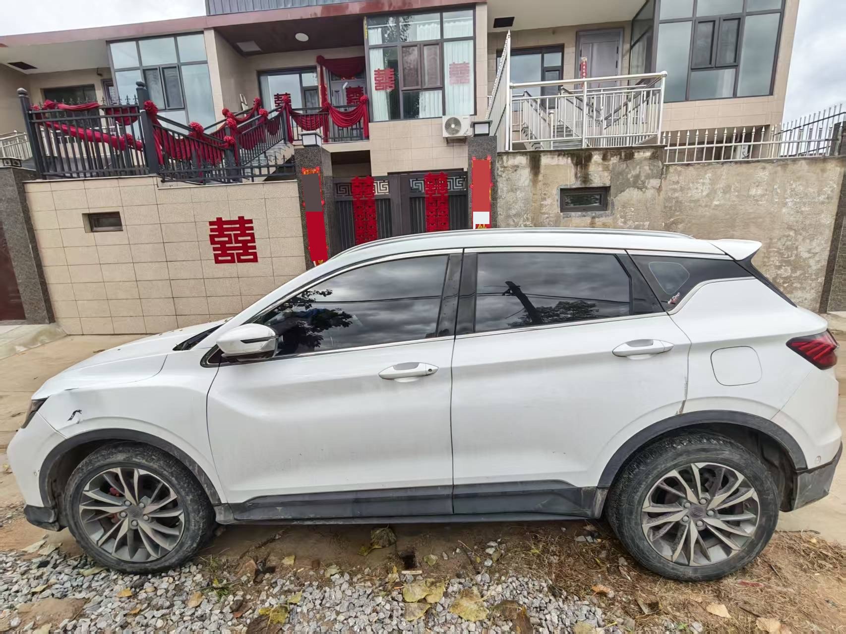 GEELY Coolray 2019 صورة سيارة #4