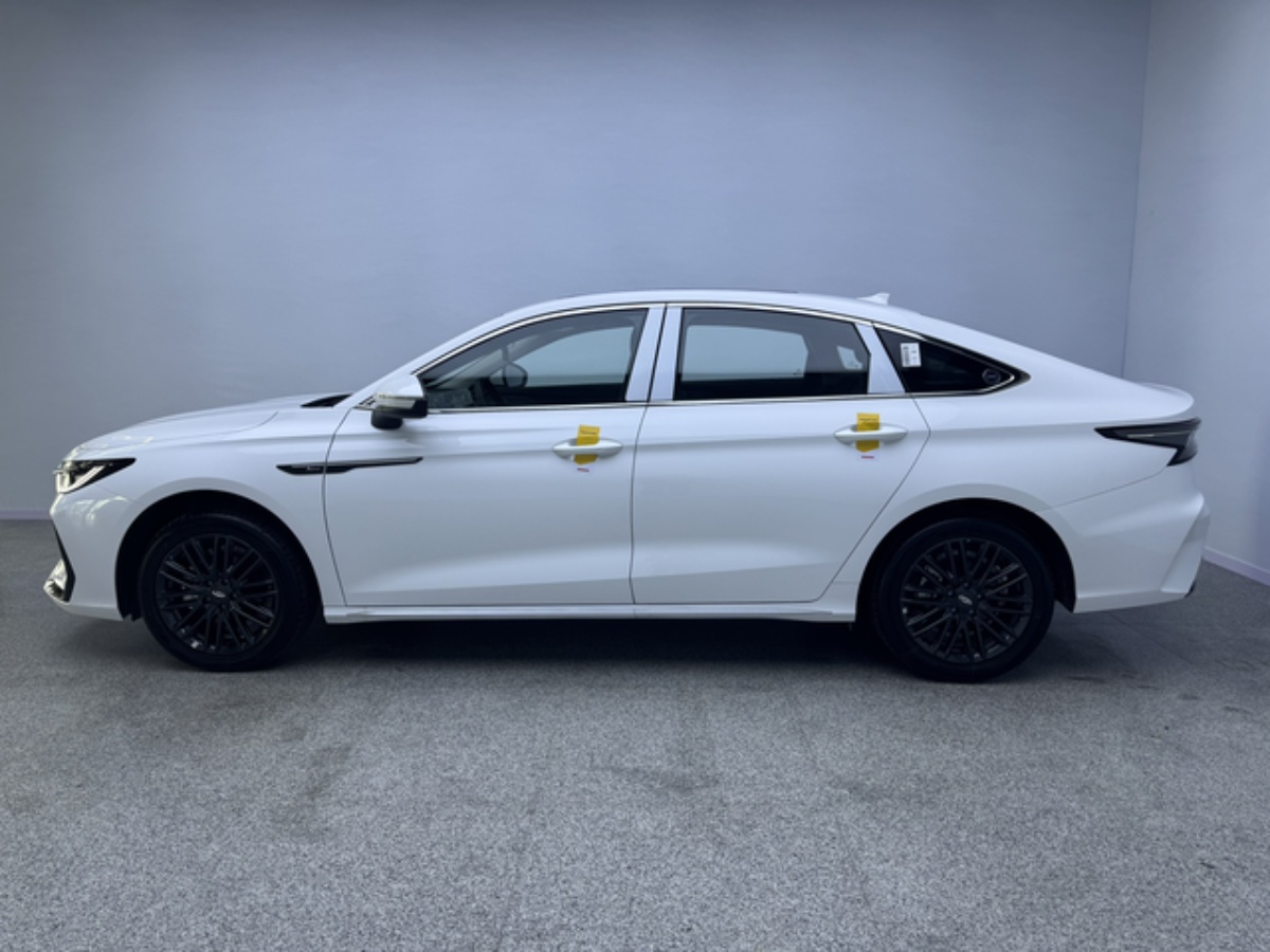 Chery Arrizo 8 2026 #4 Chery Arrizo 8 2026 صورة سيارة #4