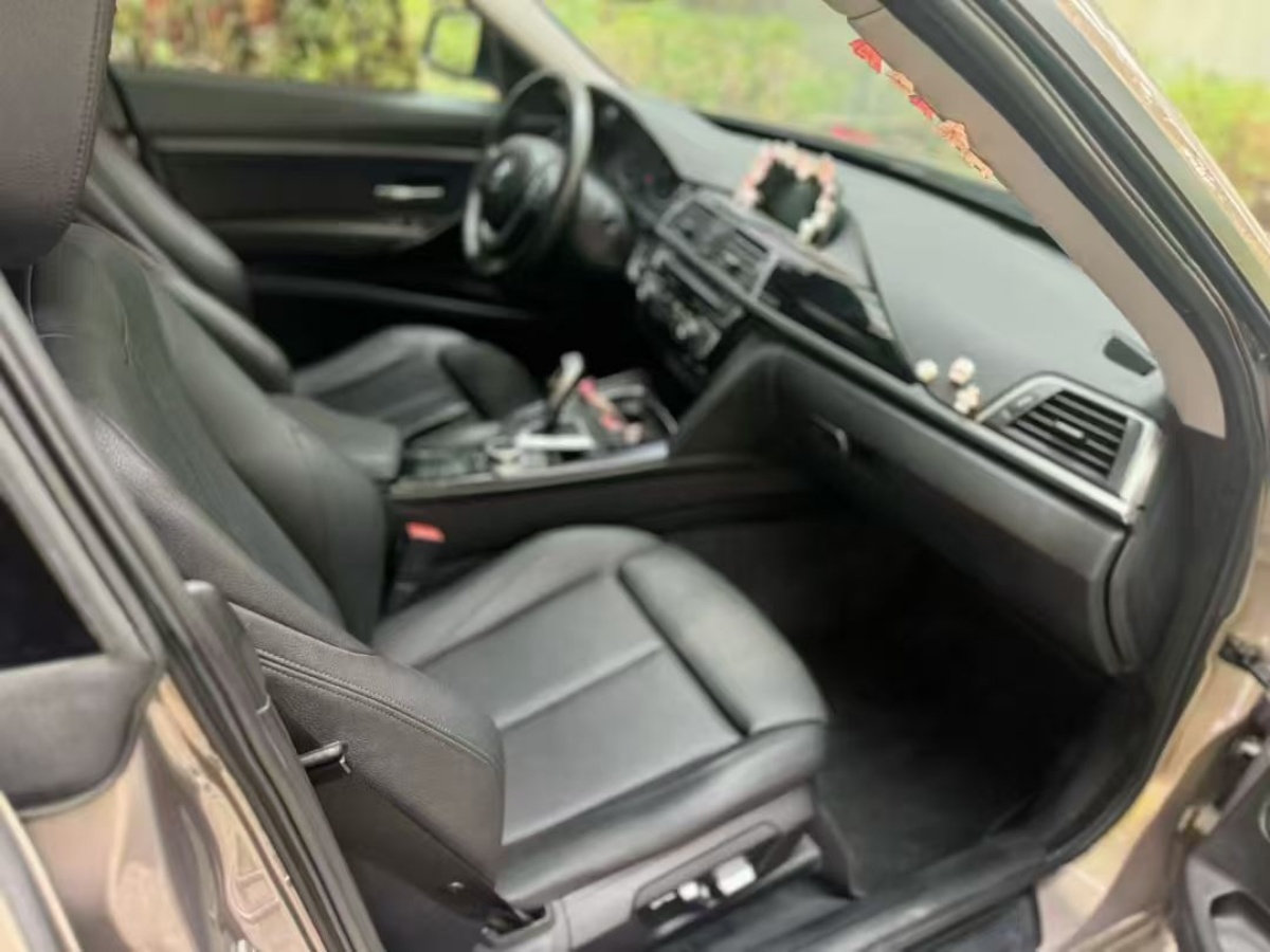 BMW 3 Series GT 2019 #5 BMW 3 Series GT 2019 car image #5