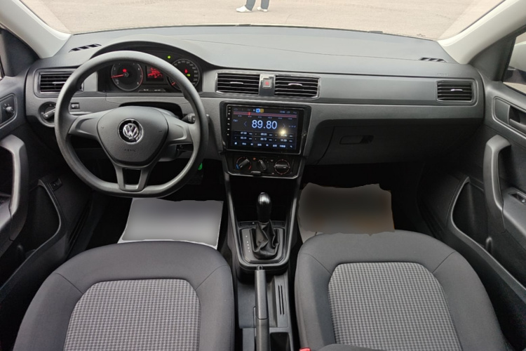 Volkswagen Santana 2019 car image #11