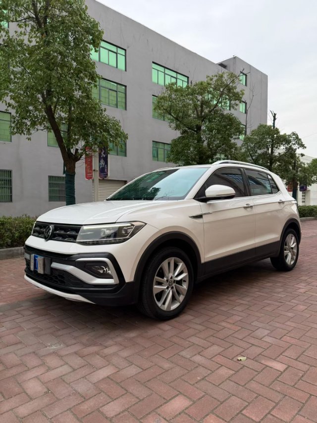 Volkswagen T-Cross 2021 Volkswagen T-Cross 2021 car image