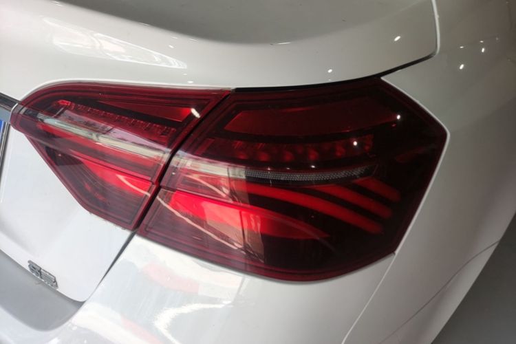 GEELY Emgrand 2020 car image #8