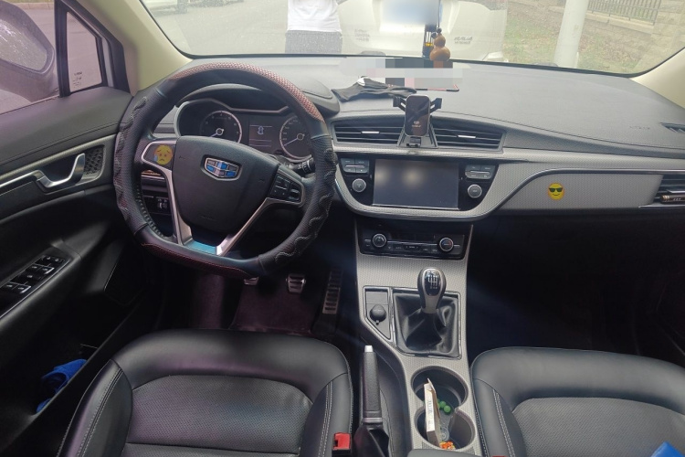 GEELY Emgrand GS 2017 car image #12