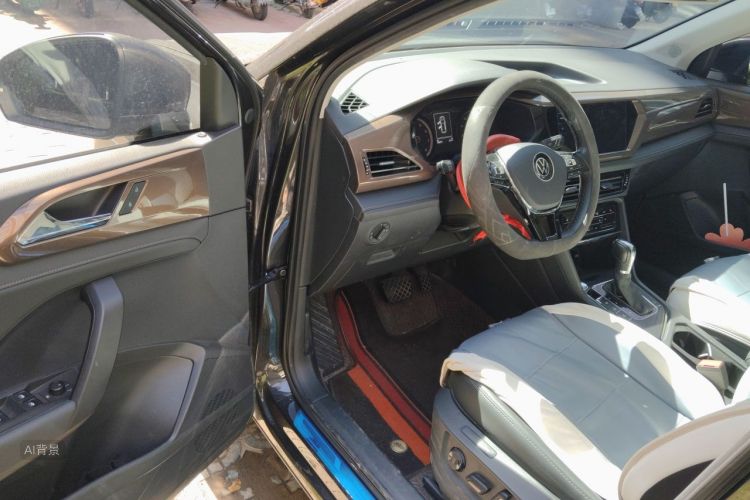 Volkswagen Tharu 2022 car image #18