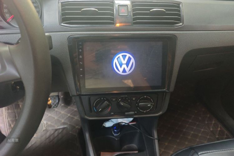 Volkswagen Santana 2018 car image #15