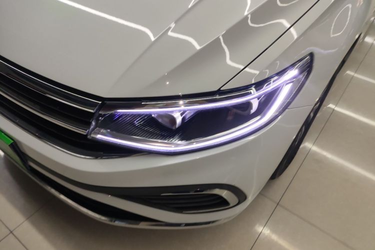 Volkswagen Bora 2025 car image #23