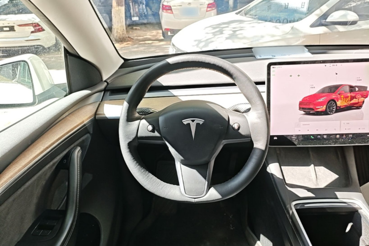 Tesla Model Y 2022 #15 Tesla Model Y 2022 immagine di auto #15