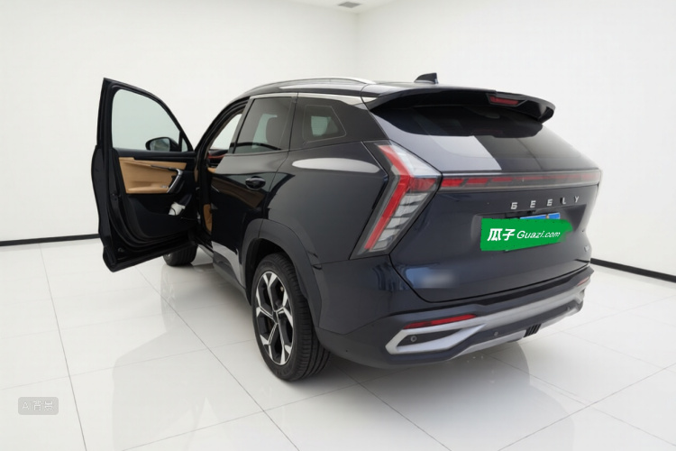 GEELY Boyue L 2023 car image #5