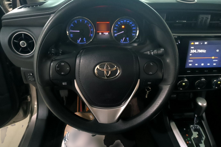 Toyota Corolla 2019 car image #15