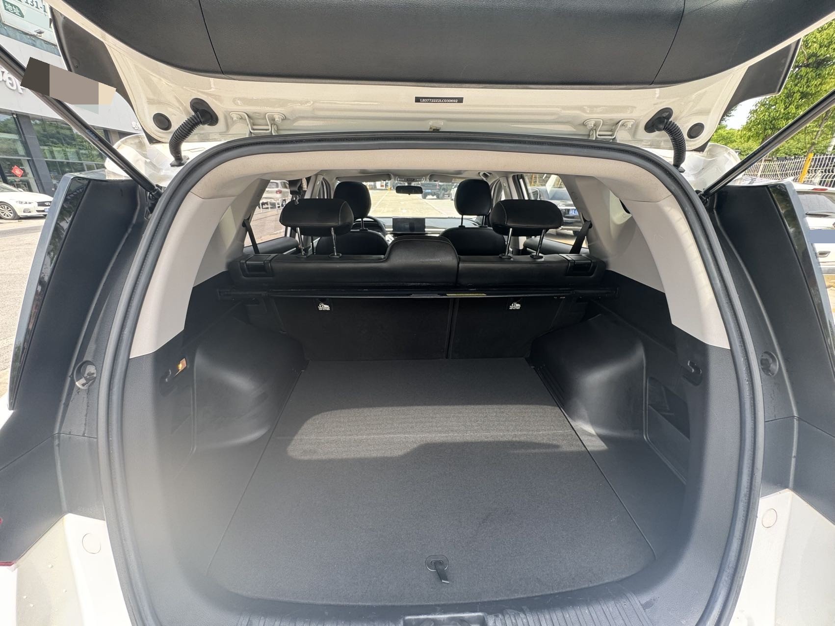 GEELY Vision X6 2020 car image #8