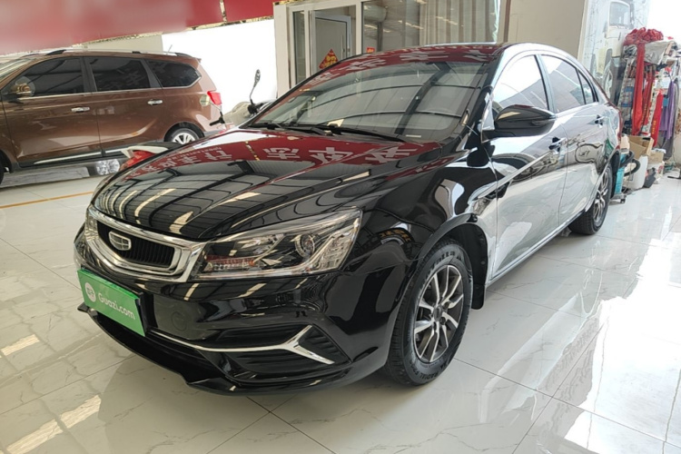 2019 car image #2